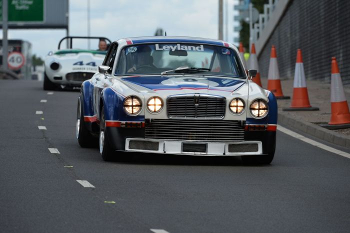 Защо обожаваме Jaguar XJ12C Broadspeed